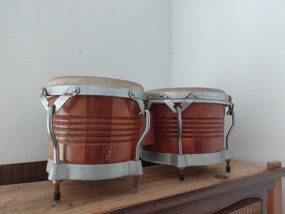 VENDO Tambores Antigos
