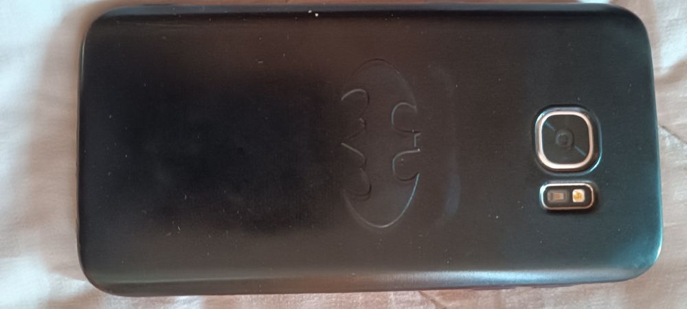 Телефон в хороше состоянии.