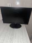Monitor LG com adaptador