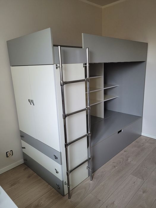 Łóżko piętrowe + szafa + szuflady + skrzynia + półki (zestaw nr 2)