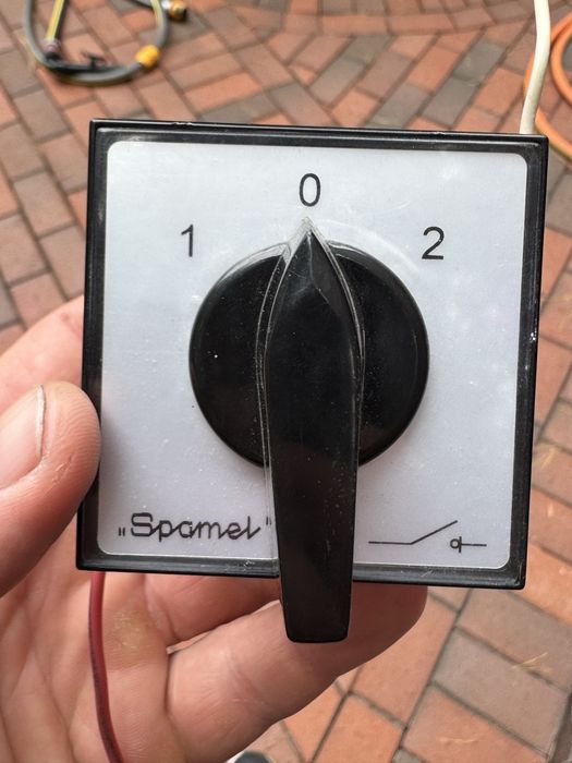 Кулачковый пакетный переключатель фаз Spamel