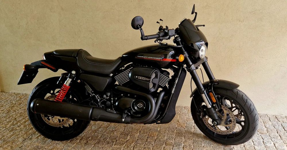 Harley-Davidson Street  750 Street Rod