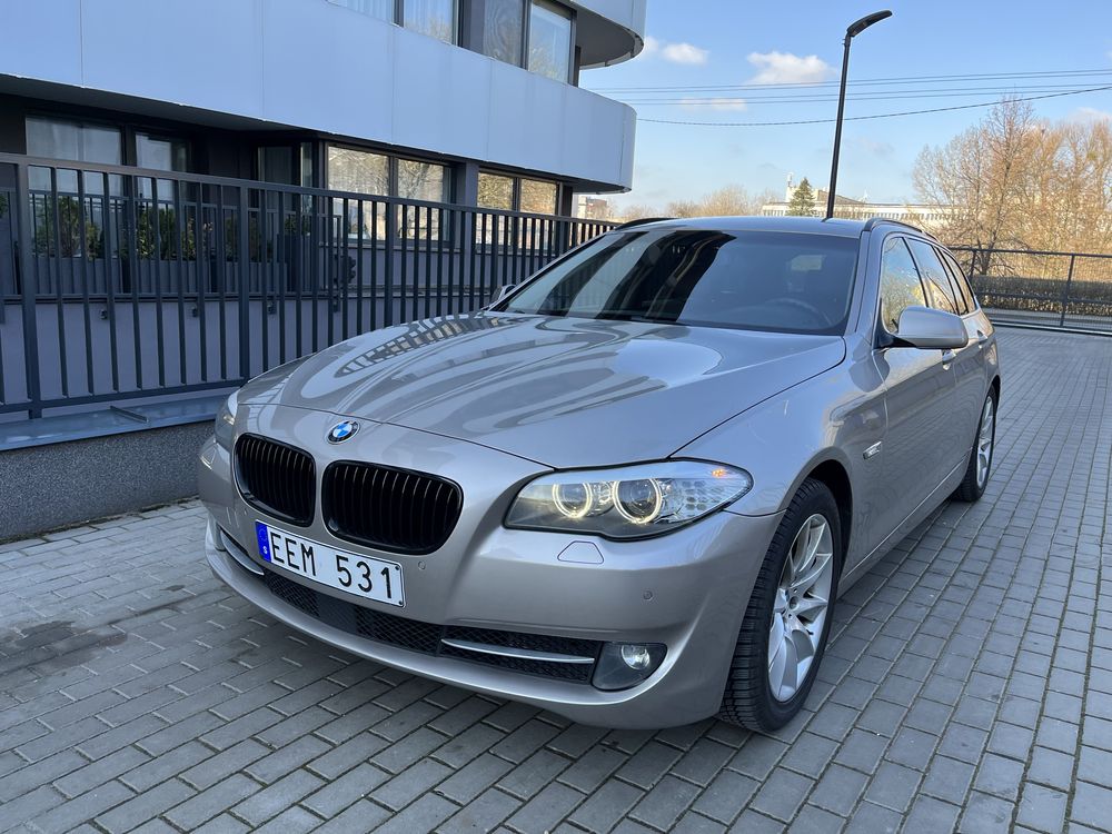 BMW F11 520d 184KM lopatki automat duza navi aktywny tempomat el klapa