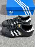 Czarny|Sportowe-klapki-męskie \adidas/Superstar na basen 38