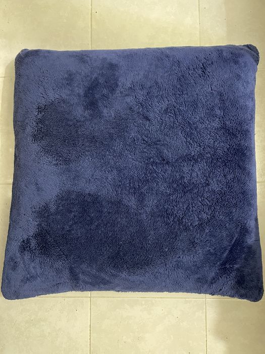 Almofadas grandes e macias – vermelhas e azul (tu 65x65 cm)