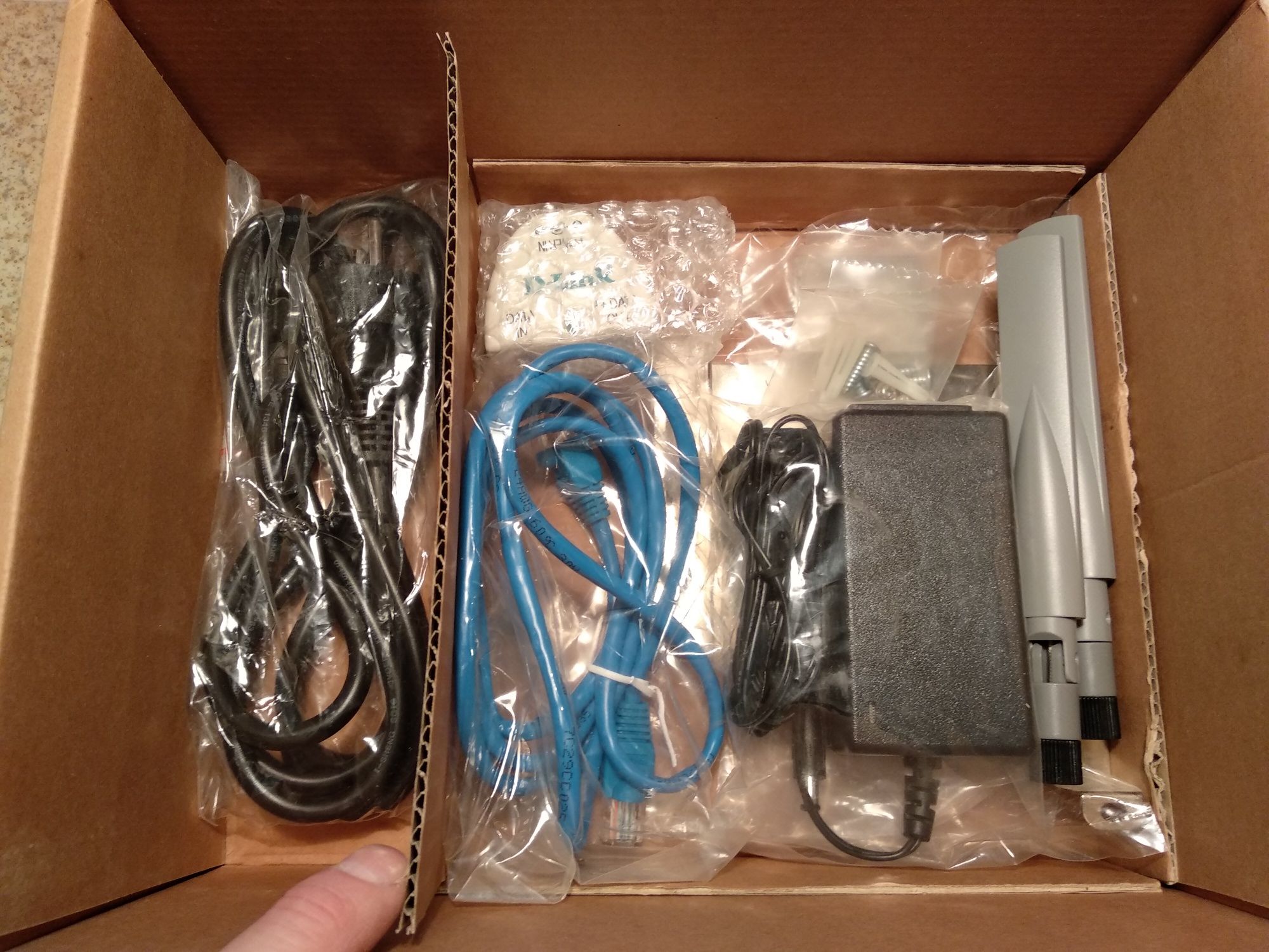 Wi-Fi точка доступа D-link DWL-8200AP