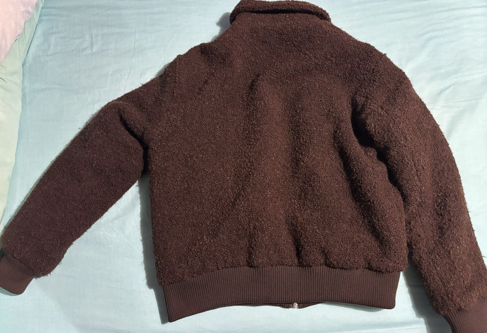 Casaco bouclé castanho Zara