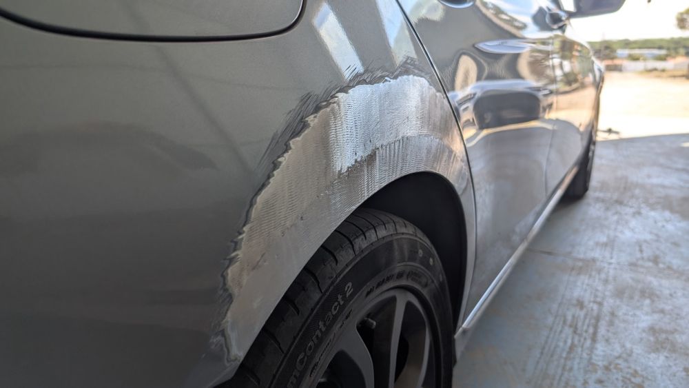 Bate-chapa e Pintura Automóvel