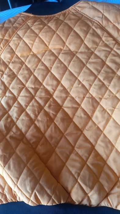 Продам куртку бомпер