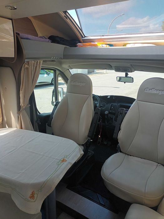 Autocaravana challenger cama central