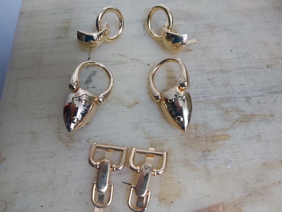 Malas carteiras, ferragem diversa