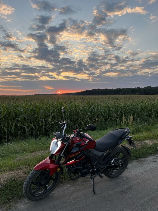 Продам Lifan JR200