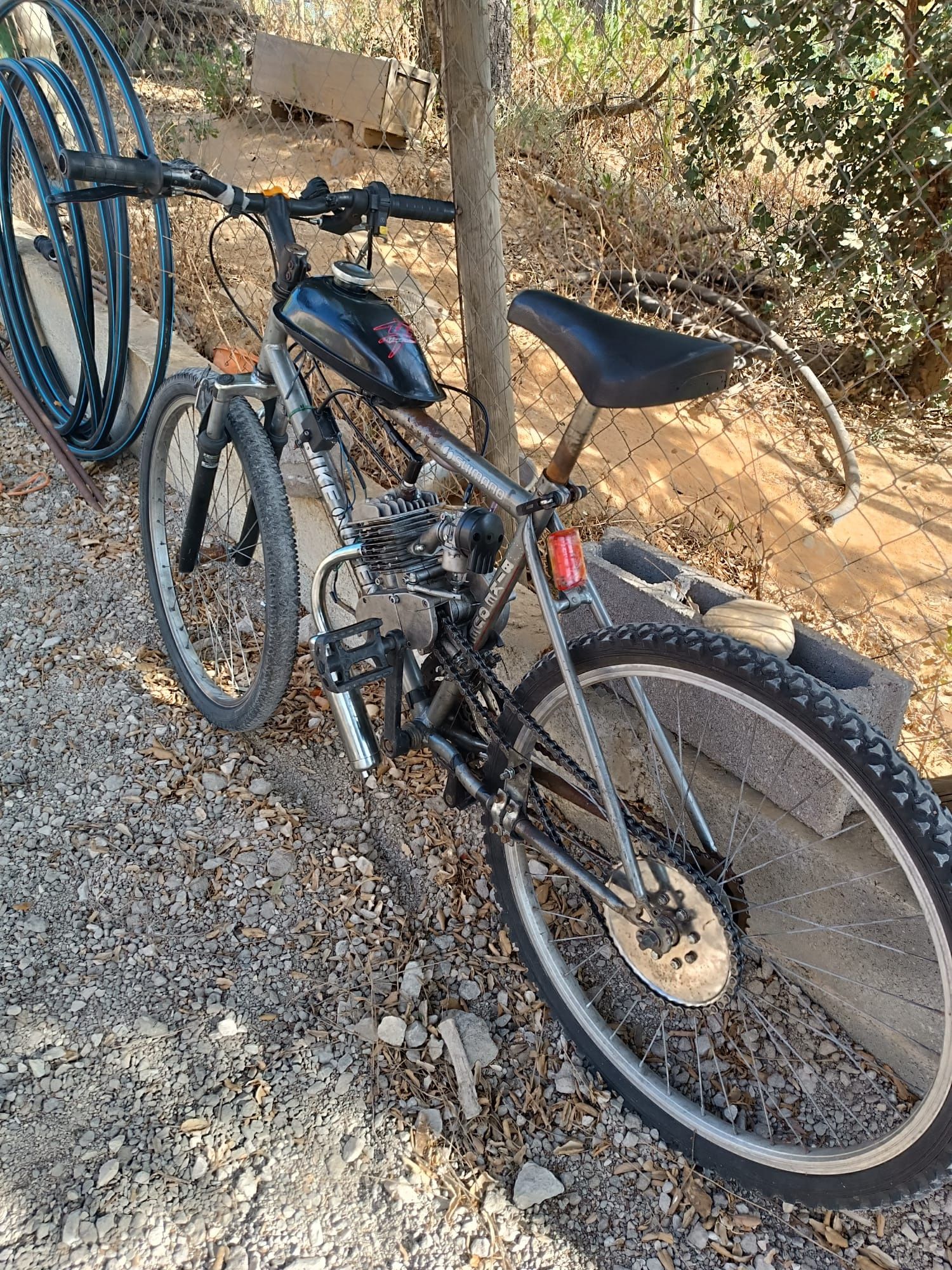 Bicicleta motorizada 80cc