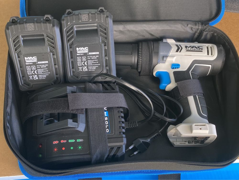 Шуруповерт акумуляторний MacAllister 18V 2 акумульори 2,0 Ah Нові