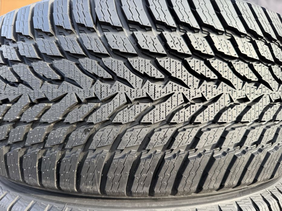 225/45 r18 Nokian SnowProof 1 Резина зимняя НОВАЯ