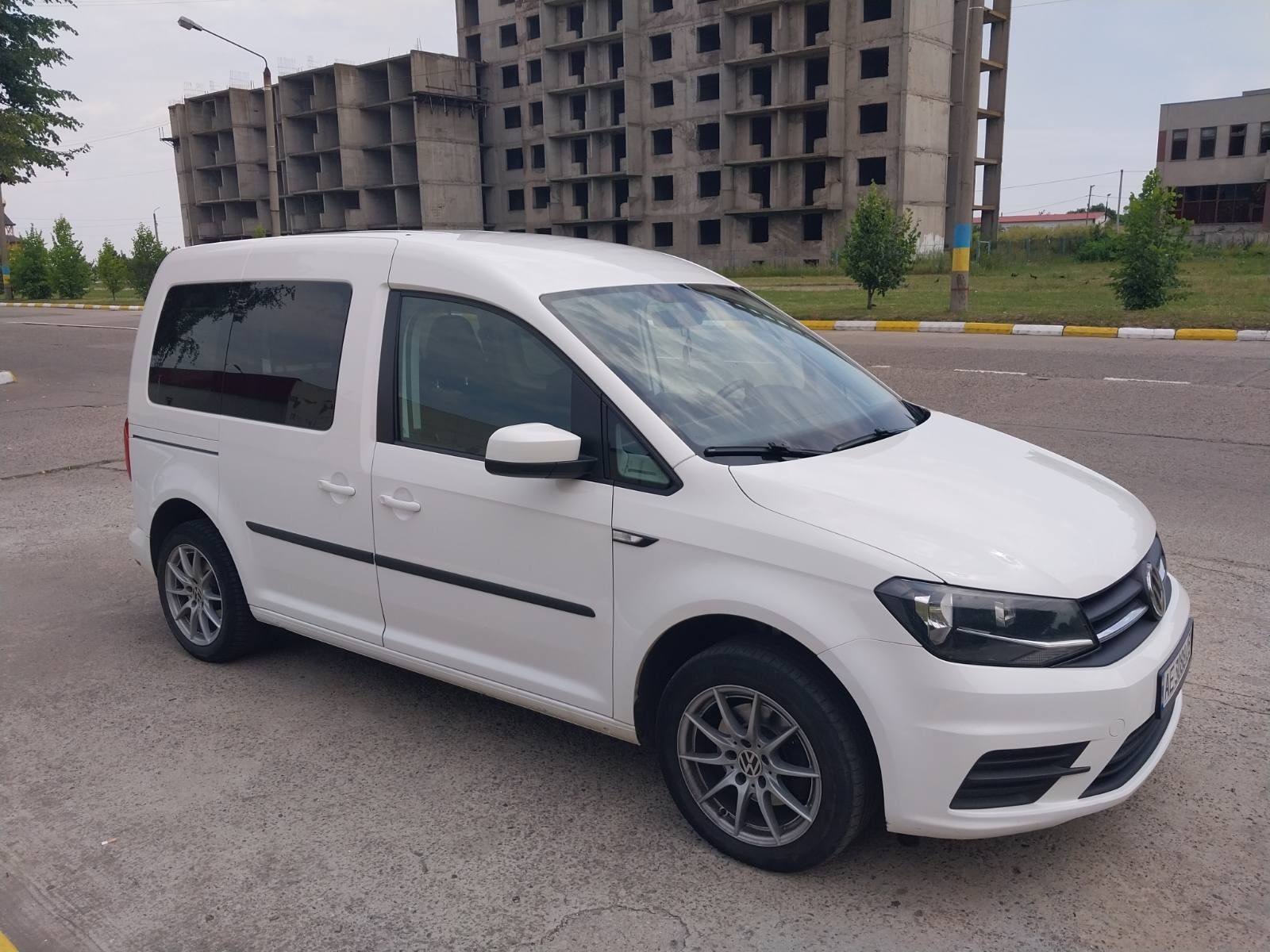 VW Caddy пасажир, 2.0 дизель, 2015 г. (ІІІ поколение)