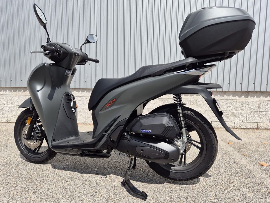 Honda SH 125 Ano 2023 Só 130km PCX