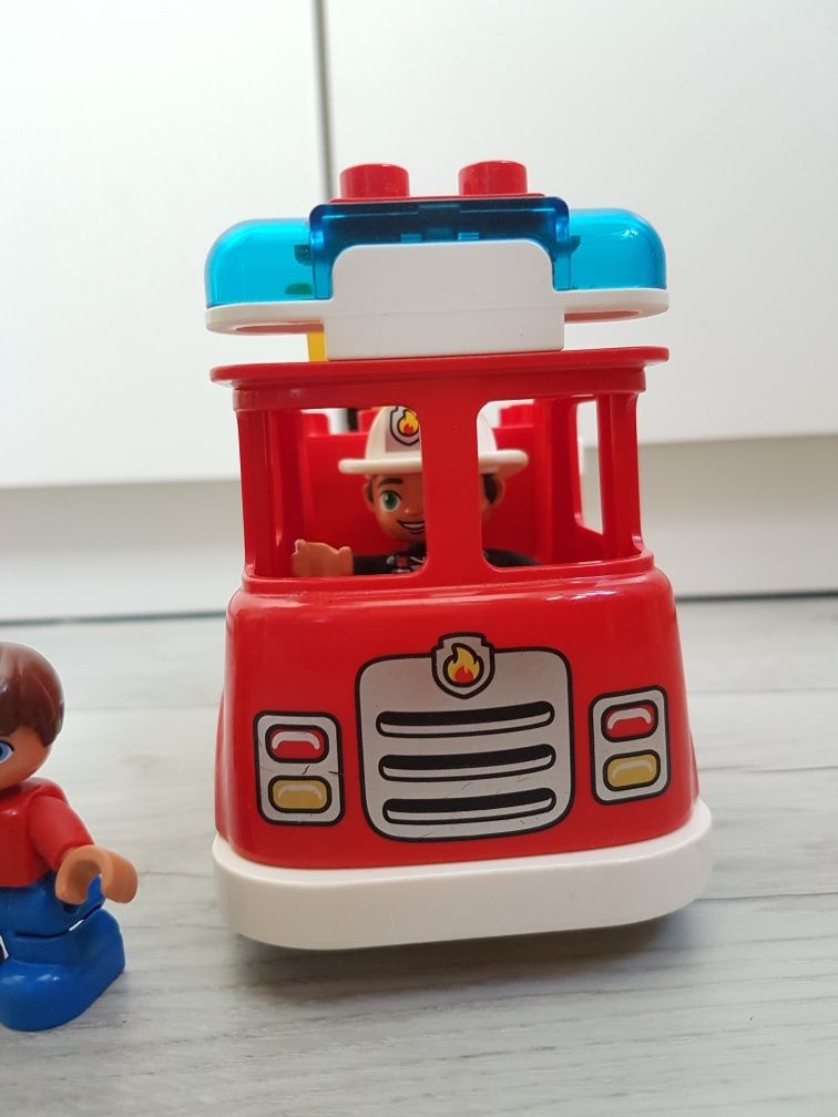 LEGO Duplo 10901 wóz strażacki