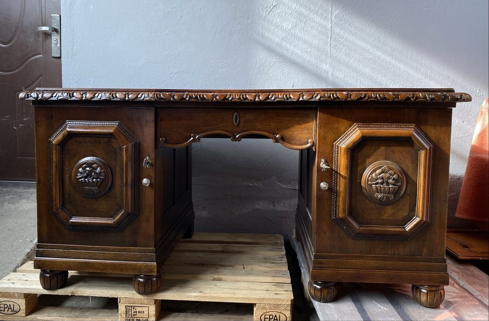 biurko antyczne drewniane