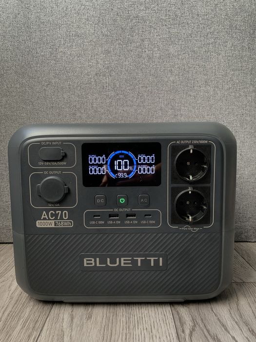 Портативна електростанція Bluetti AC70 — 1000 Вт / 768 Вт·год