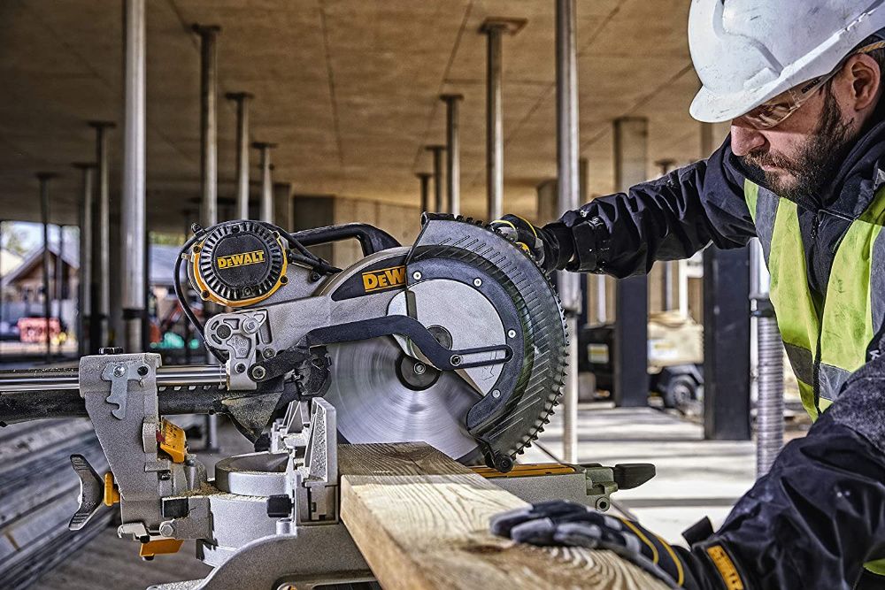 Dewalt DWS780 ukośnica piła 305mm 1675W
