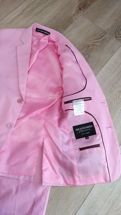 Трендовий костюм для дівчинки.Брюки, піджак,блейзер фірмовий