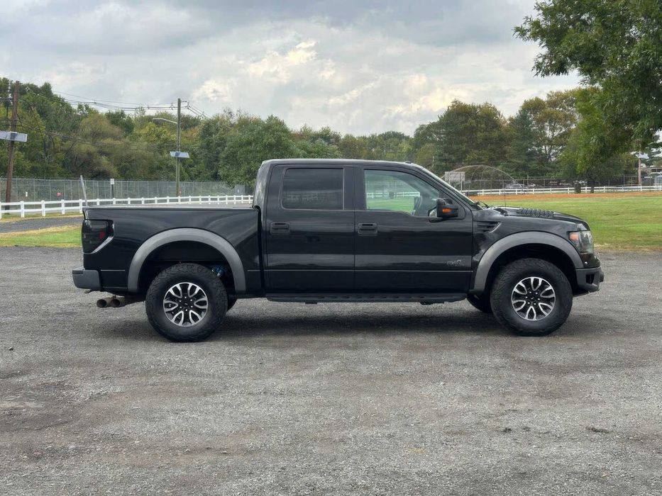 Ford F-150 SVT Raptor SuperCrew      2014