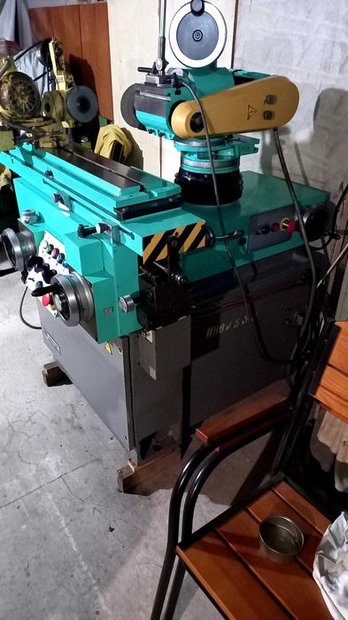 Універсально заточний верстат 3д642е