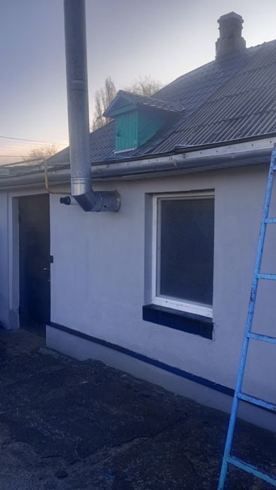 Продаж 1/2 частини будинку.