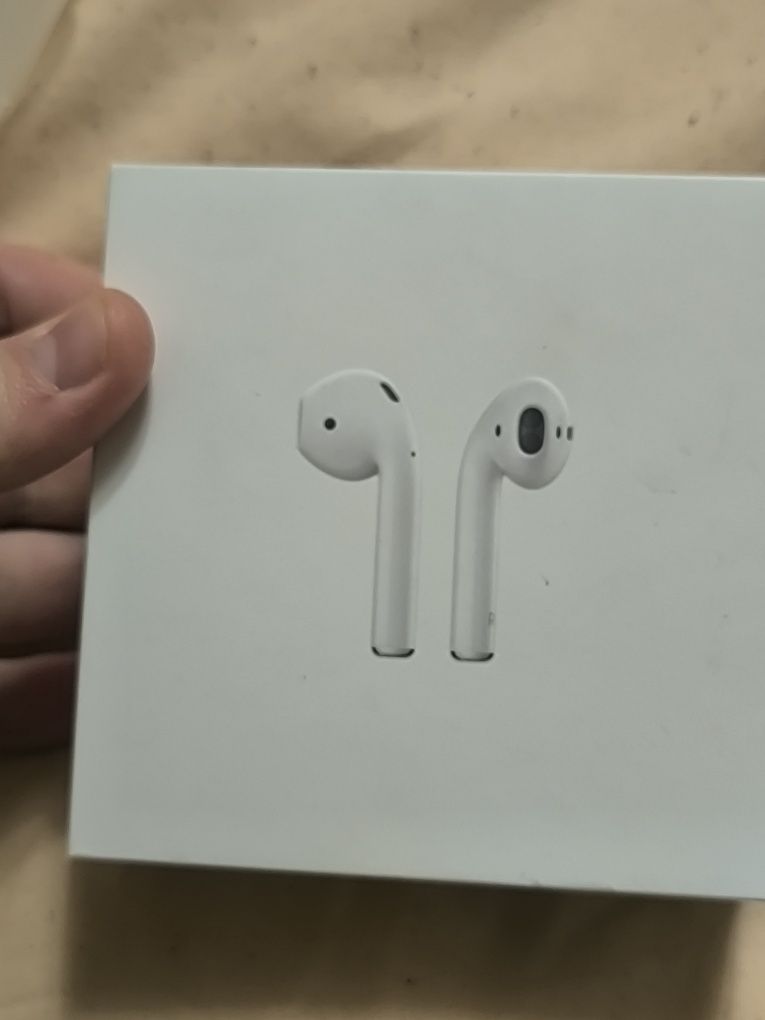 Оригінальні Apple Airpods