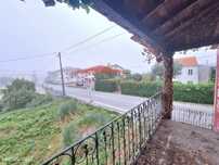 Moradia com terreno Oliveira do Hospital na zona da Chamusca da Beira