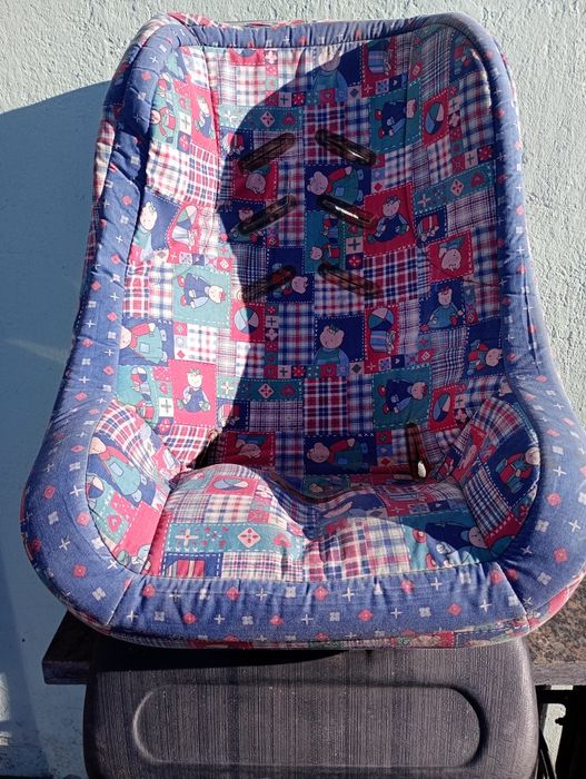 Fotelik dziecięcy tylko bez pasów wygodny szeroki