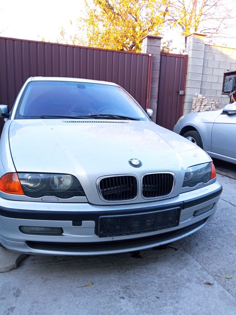 Продам запчасти BMW e46