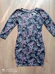 Sukienka w kwiaty boohoo 34