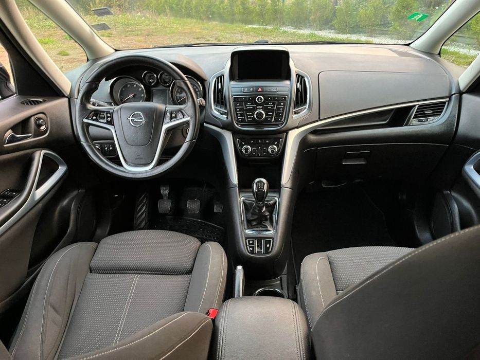 Opel Zafira 2016 Cdti  navi cklima elektryka Top Stan