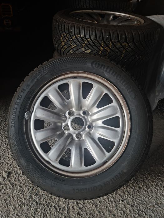 205/55 R16 Continental rok 21 bieznik 9mm