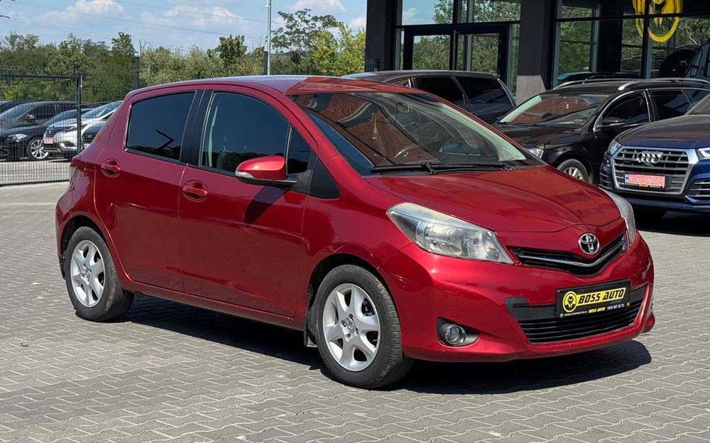 Toyota Yaris 2012