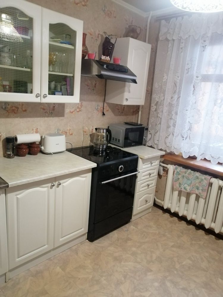 Продам 2 конатную квартиру ул Калиновая пр Слобожанский Образцова