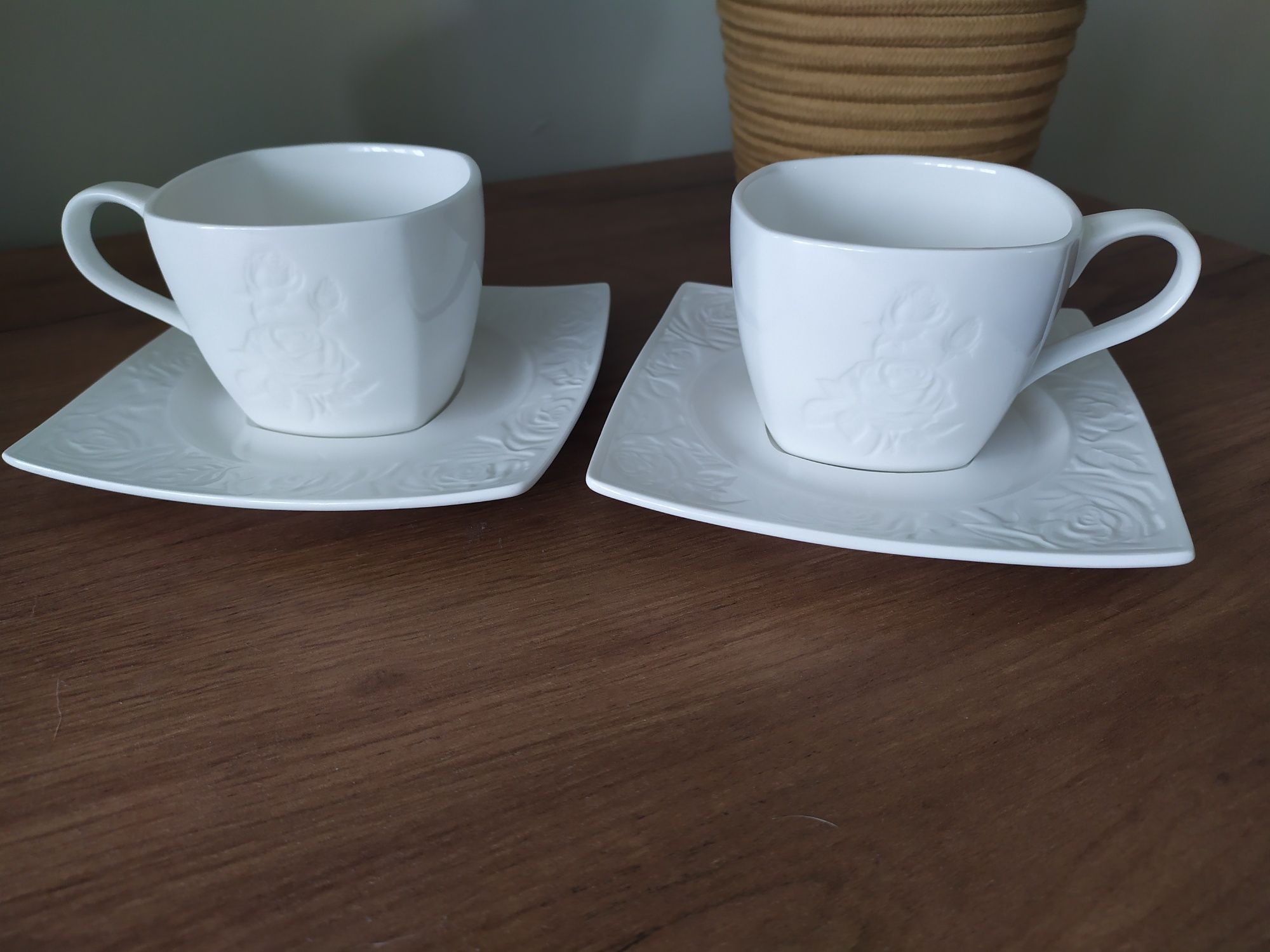 Zestaw filiżanek do kawy/herbaty porcelanowe