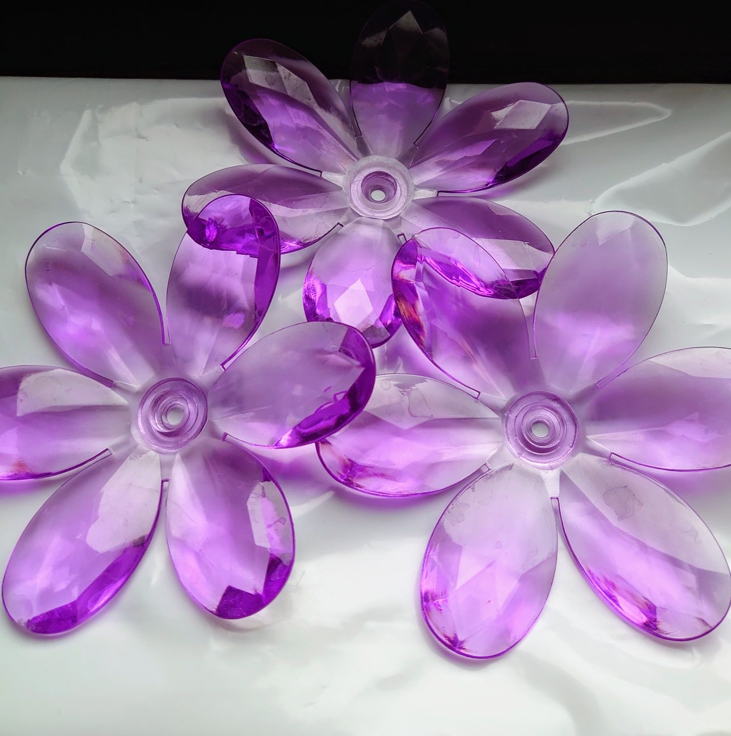 Lampa żyrandol wiszący flower GLOBO
