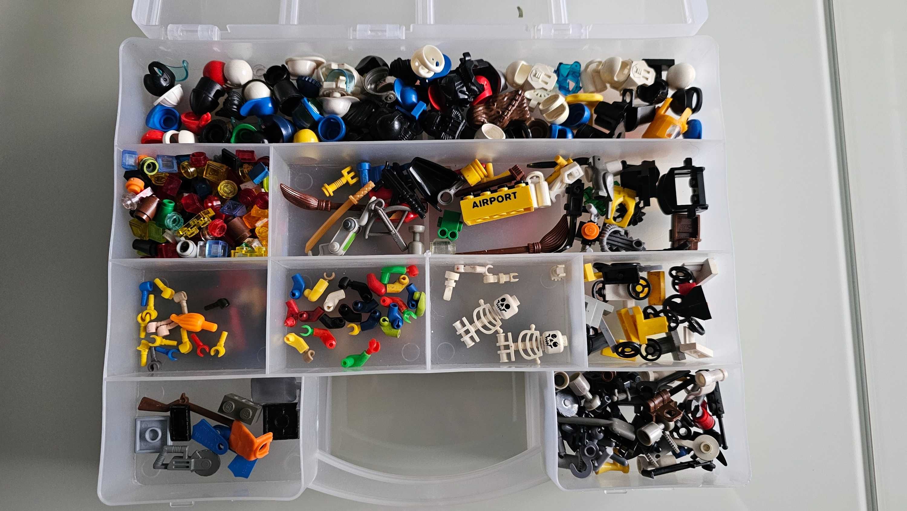 Lego - drobne elementy broń , hełmy itd