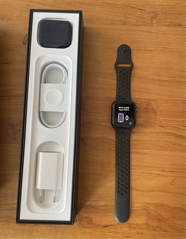 Apple watch 44mm 5 nike