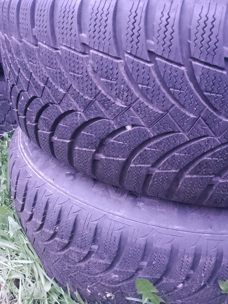 Opony zimowe 235/60 r16 Nexen jak nowe