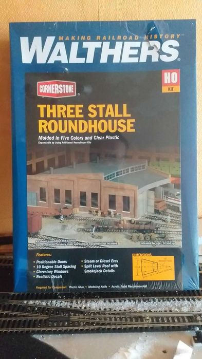 Железная дорога, Продам депо WALTHERS 1:87 н0, есть  б,у старенькое