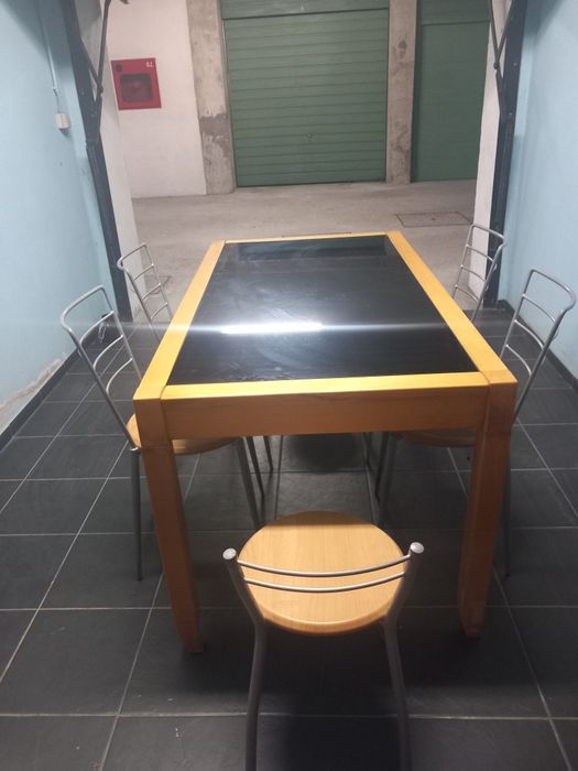 Mesa de jantar razoável