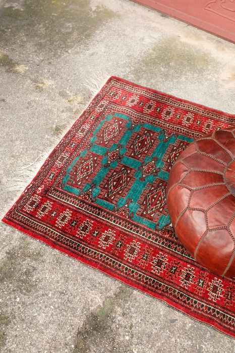 ręcznie tkany wełniany dywan w odcieniach zieleni