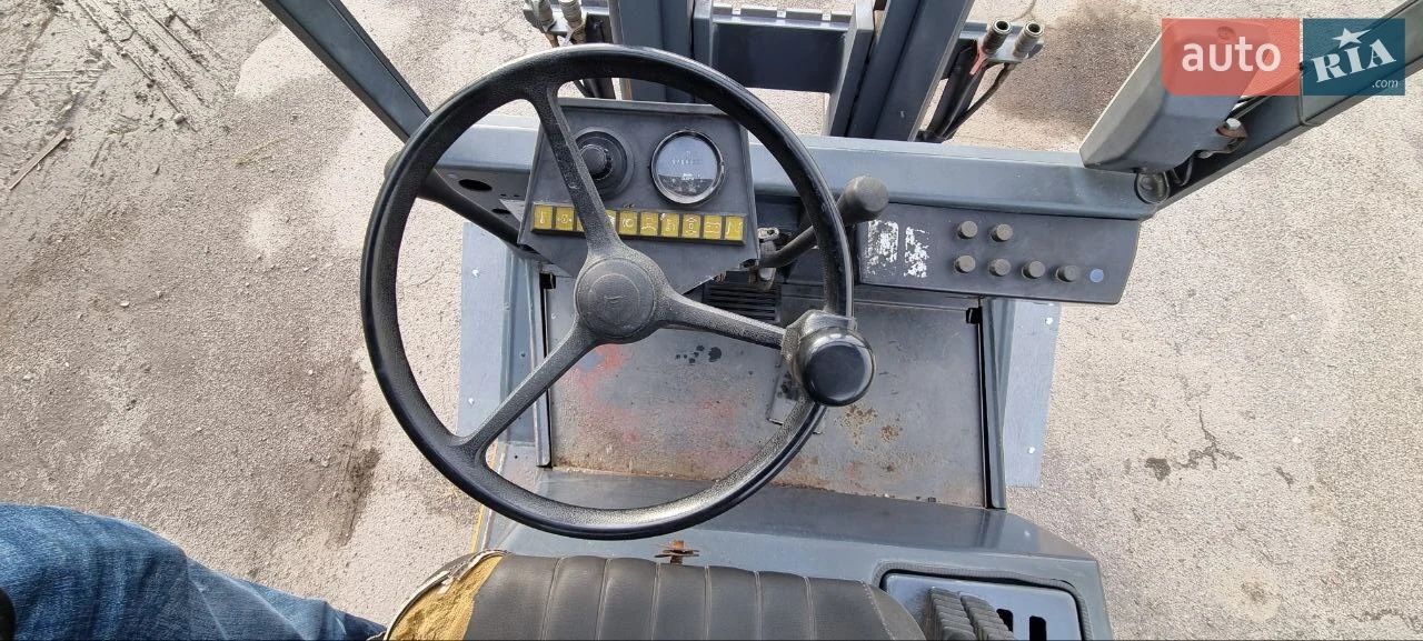 Навантажувач Still R7030