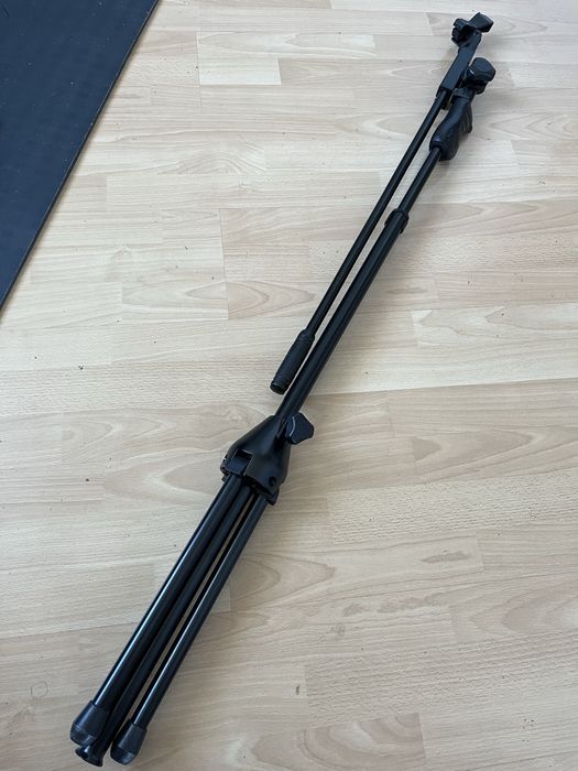 Staty mikrofonowy Hercules MS632B