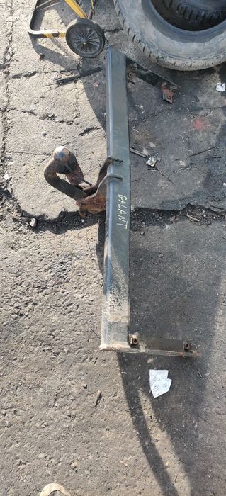 Mitsubishi Galant 8 Hak Holowniczy Wypinany Zaczep Kulowy Belka