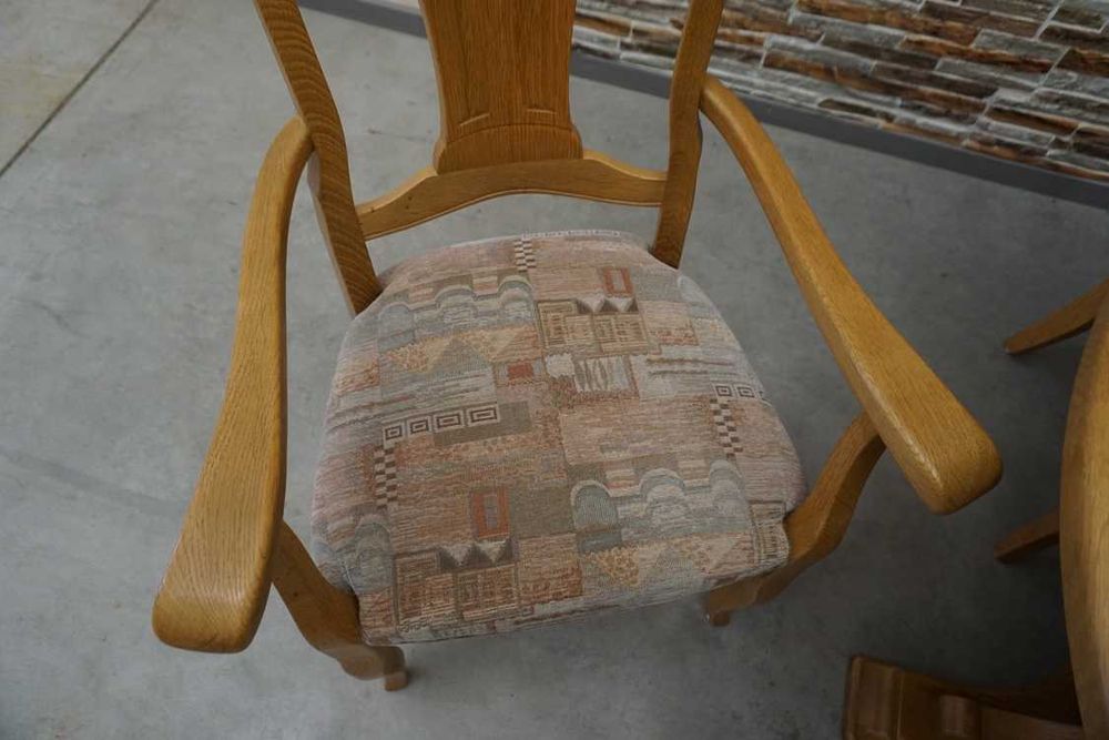 Stół lity dąb okrągły śr 115 cm rozkładany do 175 cm + 4 krzesła L-193